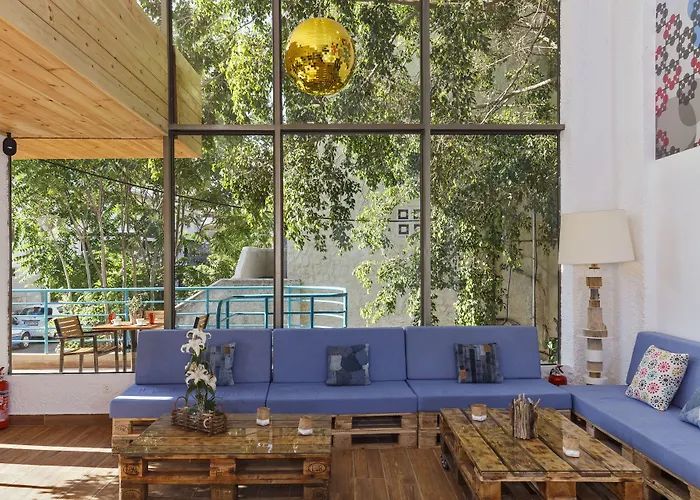 Rhodes & Bar 호스텔