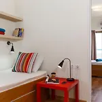 Hostel Rhodes & Bar