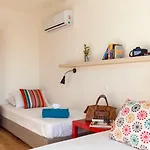 Rhodes & Bar Hostel Rhodes City