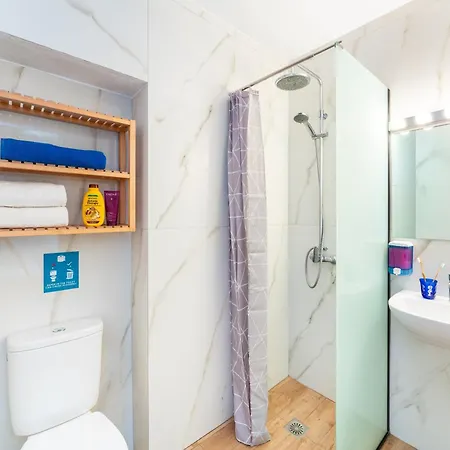 Rhodes & Bar Vandrerhjem Rhodes City