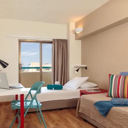 Ostello Rhodes & Bar *