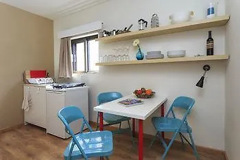 Rhodes & Bar * Rhodes City