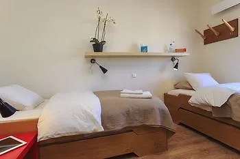 Rhodes & Bar Rhodes City